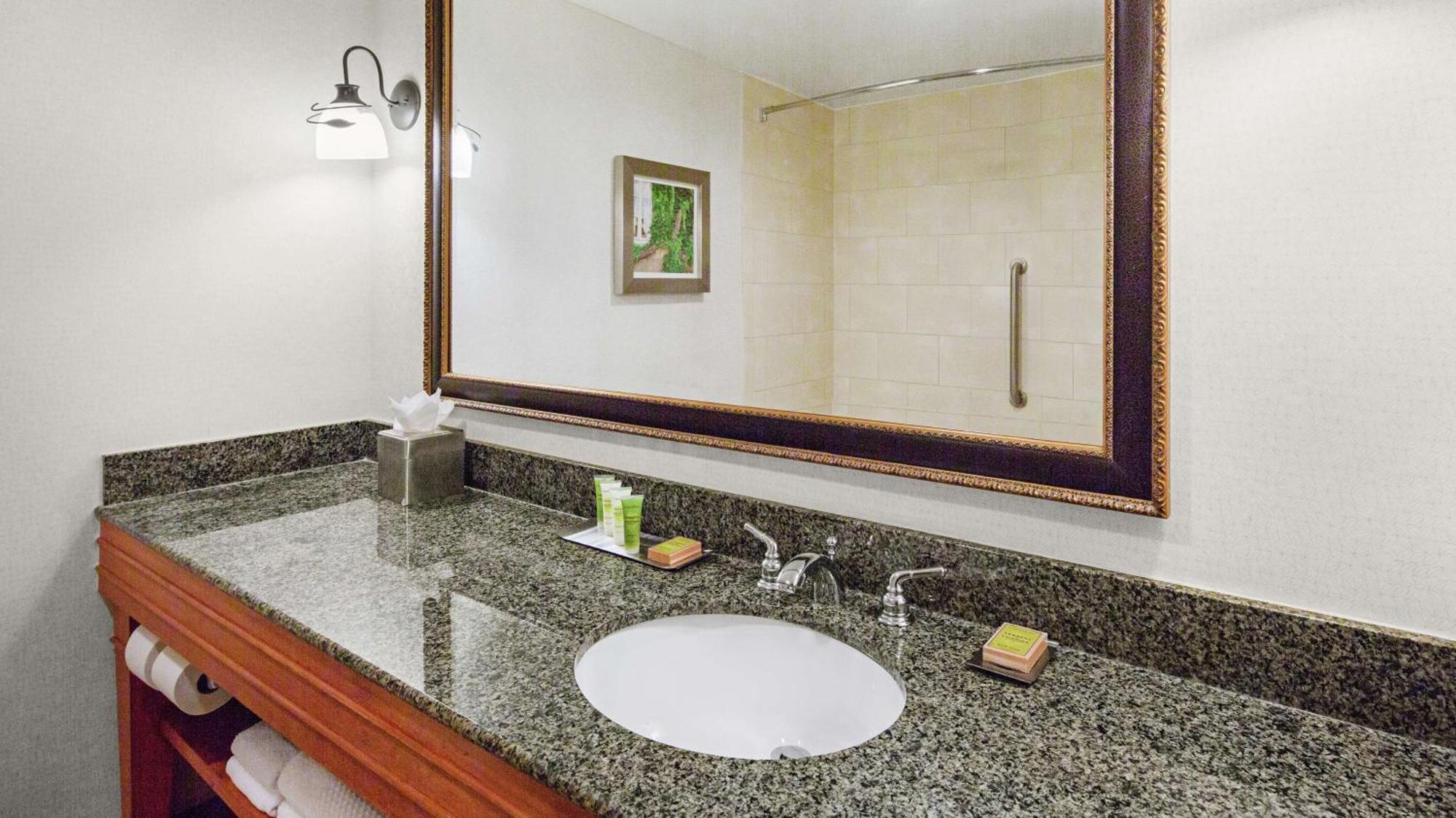 Hotel Doubletree By Hilton Raleigh Durham Airport At Research Triangle Park Exteriér fotografie